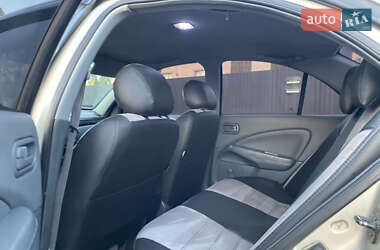 Седан Nissan Almera Classic 2006 в 