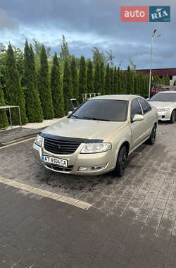 Седан Nissan Almera Classic 2007 в Надворной