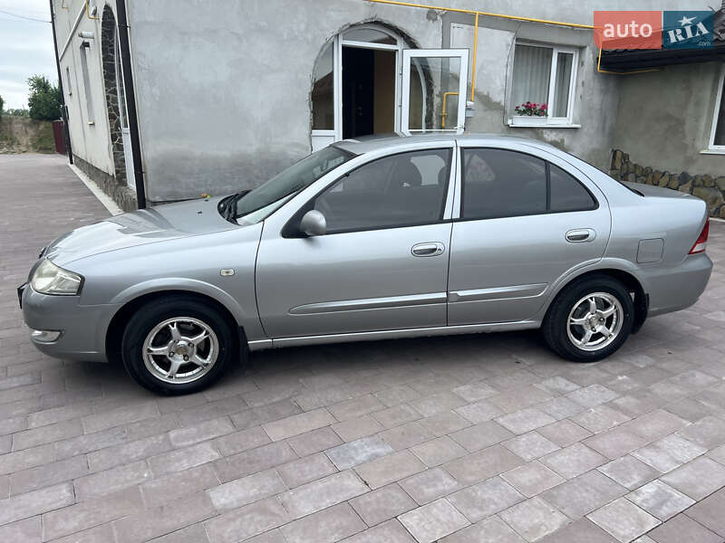 Седан Nissan Almera Classic 2008 в Куликові