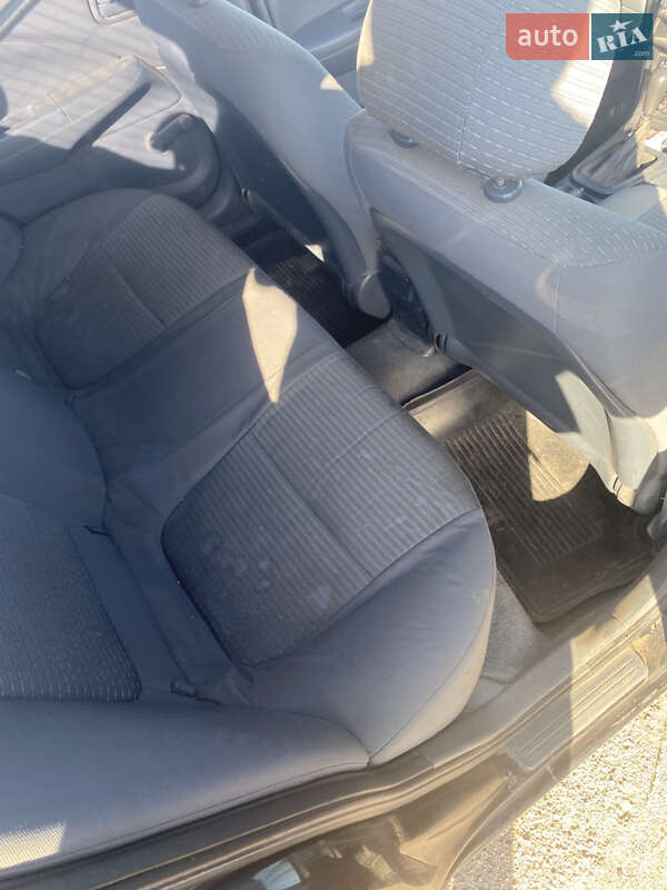 Седан Nissan Almera Classic 2007 в Компанеевке