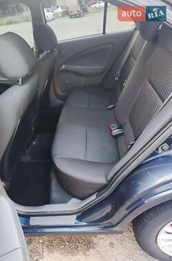 Седан Nissan Almera Classic 2008 в 