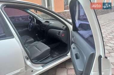 Седан Nissan Almera Classic 2006 в 