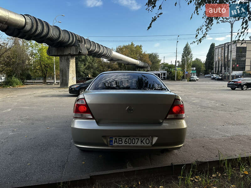 Седан Nissan Almera Classic 2006 в Киеве