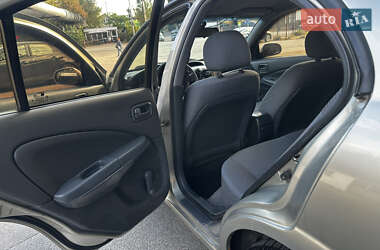 Седан Nissan Almera Classic 2006 в 