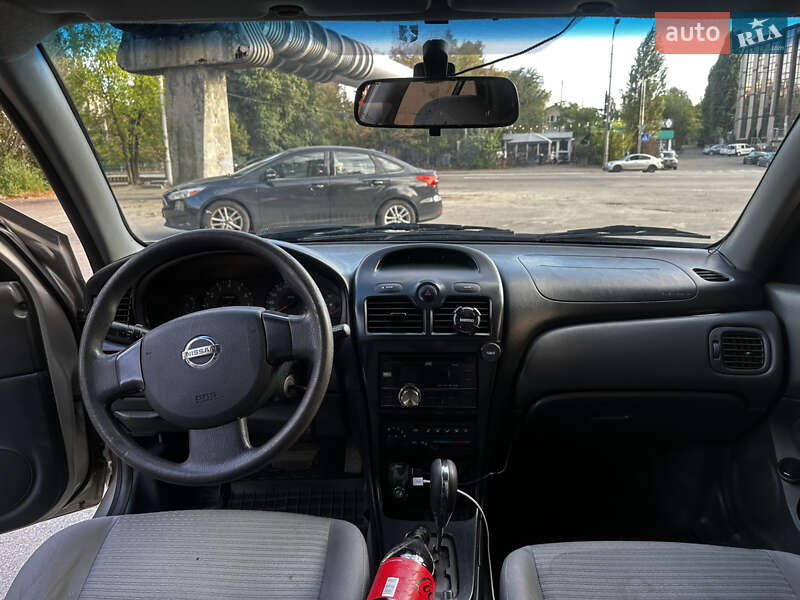 Седан Nissan Almera Classic 2006 в Киеве