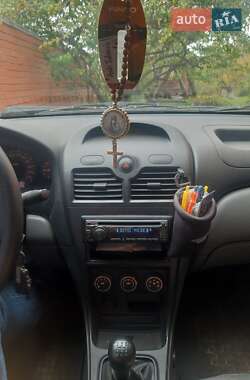 Седан Nissan Almera Classic 2010 в 