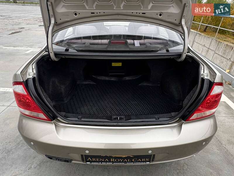 Седан Nissan Almera Classic 2011 в Киеве фото 16 Седан Nissan Almera Classic 2011 в Киеве