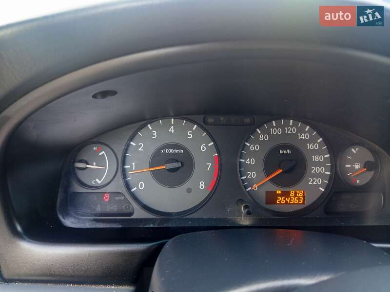 Седан Nissan Almera Classic 2007 в Каменец-Подольском фото 2 Седан Nissan Almera Classic 2007 в Каменец-Подольском