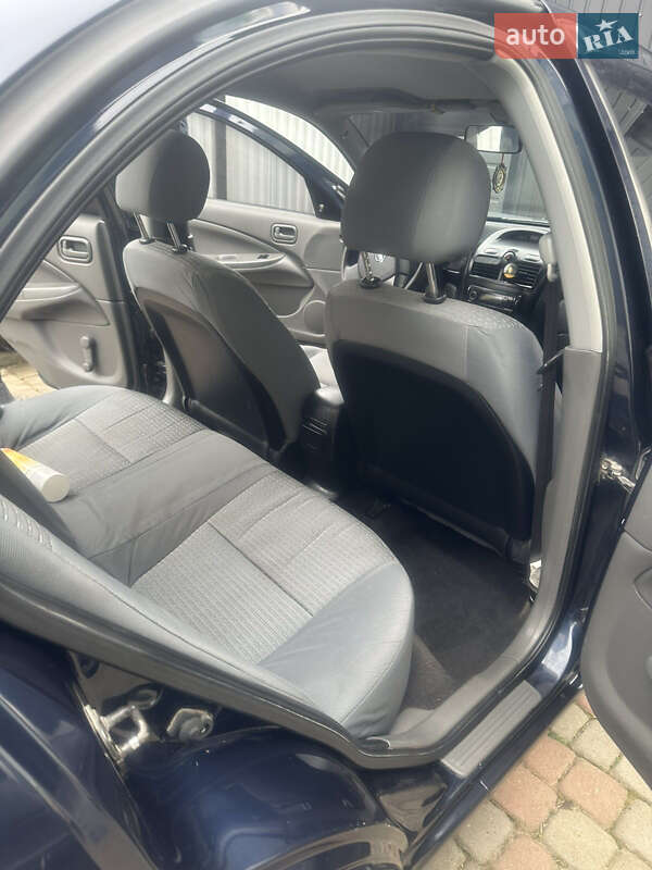 Седан Nissan Almera Classic 2011 в Бориславе фото 11 Седан Nissan Almera Classic 2011 в Бориславе