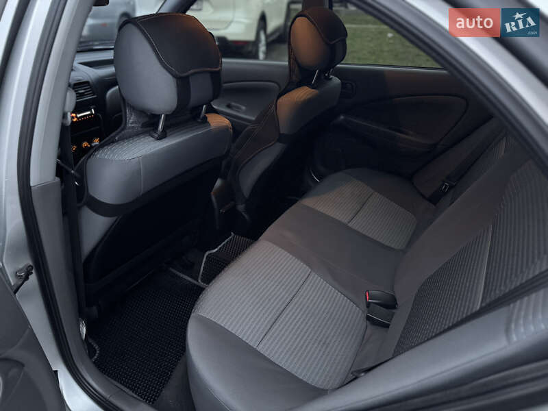 Седан Nissan Almera Classic 2012 в Харкові фото 12 Седан Nissan Almera Classic 2012 в Харкові