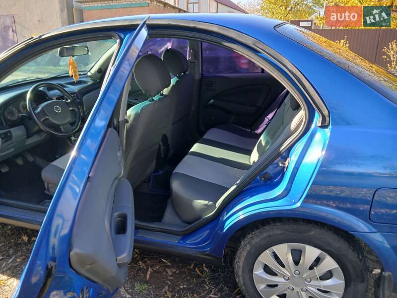 Седан Nissan Almera Classic 2006 в Первомайске