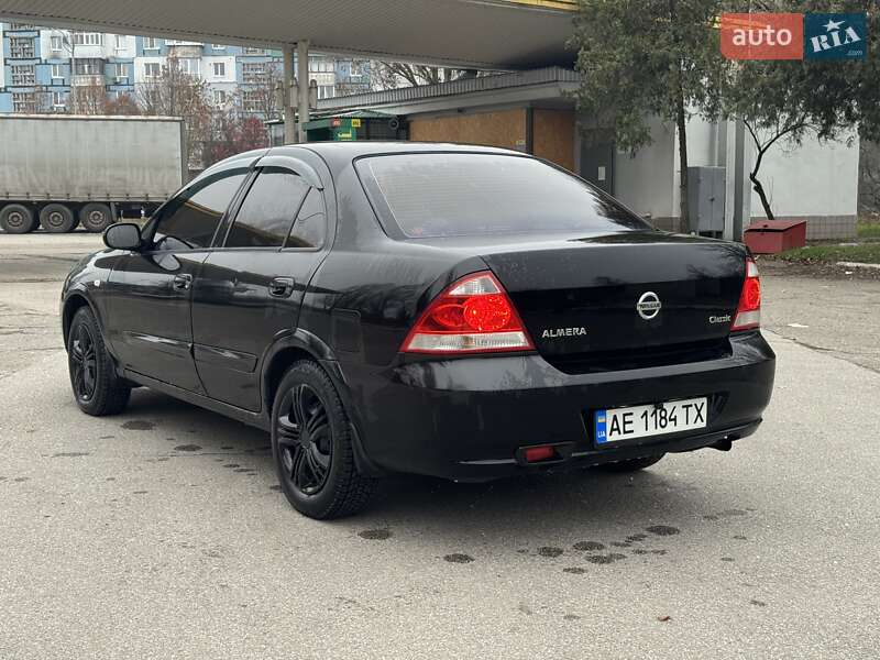 Седан Nissan Almera Classic 2006 в Днепре