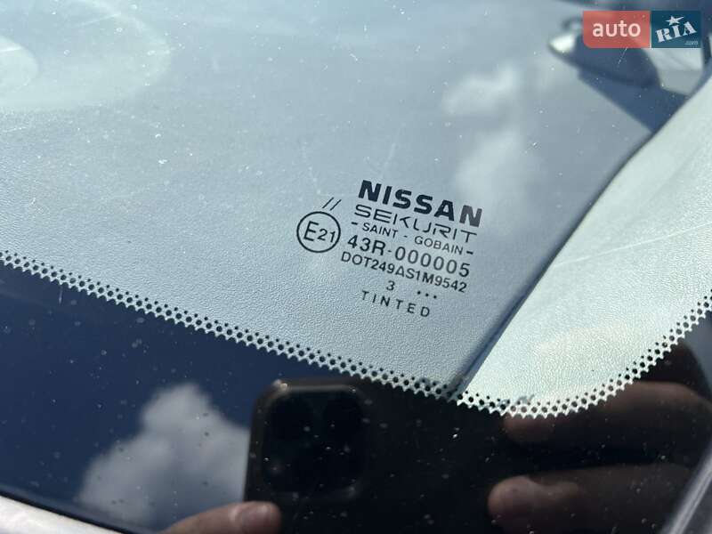 Мінівен Nissan Almera Tino 2003 в Володимирі фото 7 Мінівен Nissan Almera Tino 2003 в Володимирі