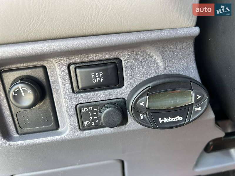 Мінівен Nissan Almera Tino 2003 в Володимирі фото 16 Мінівен Nissan Almera Tino 2003 в Володимирі