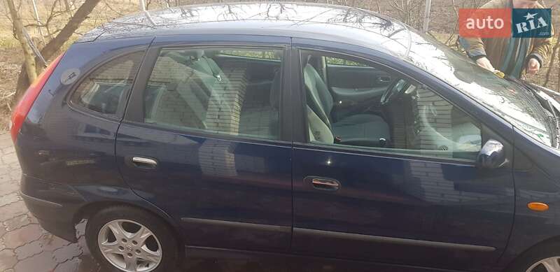 Мінівен Nissan Almera Tino 2004 в Бершаді