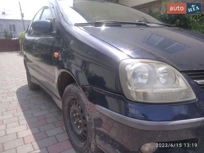 Минивэн Nissan Almera Tino 2005 в Львове