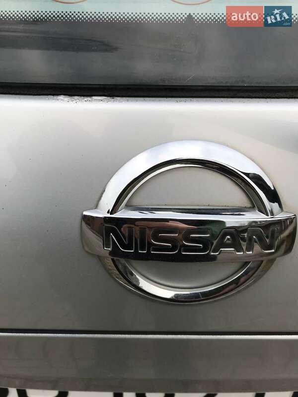 Минивэн Nissan Almera Tino 2004 в Киеве