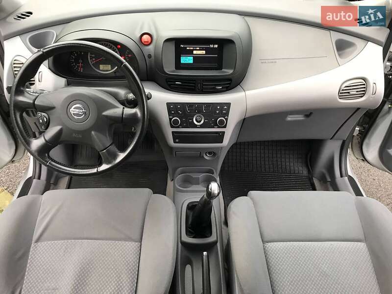 Минивэн Nissan Almera Tino 2004 в Киеве