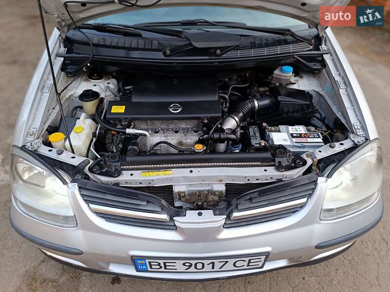 Минивэн Nissan Almera Tino 2005 в Одессе