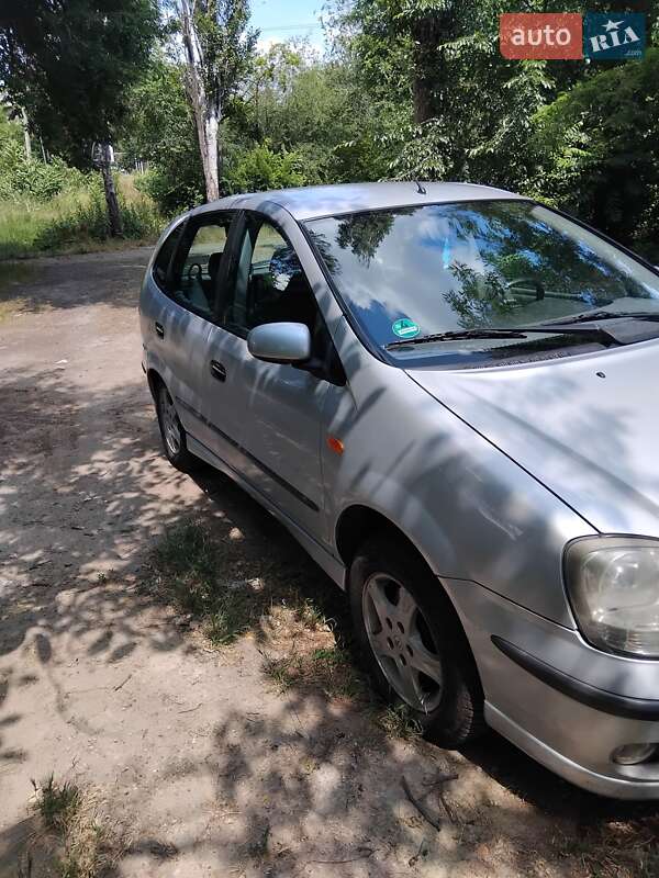 Минивэн Nissan Almera Tino 2005 в Одессе