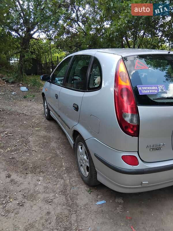 Минивэн Nissan Almera Tino 2005 в Одессе