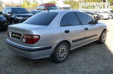 Седан Nissan Almera 2001 в Николаеве