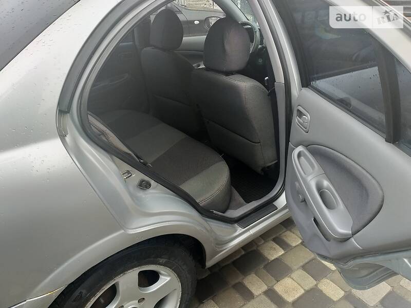 Седан Nissan Almera 2003 в Ірпені