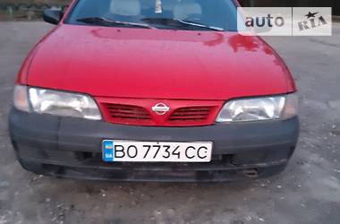 Хетчбек Nissan Almera 1997 в Кременці