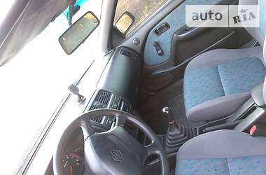 Хетчбек Nissan Almera 1996 в 