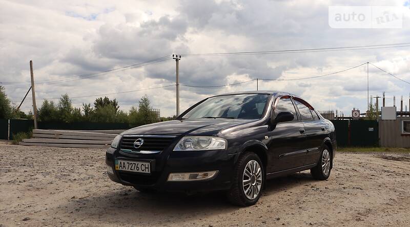 Седан Nissan Almera 2010 в Львове