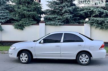 Седан Nissan Almera 2011 в Полтаве