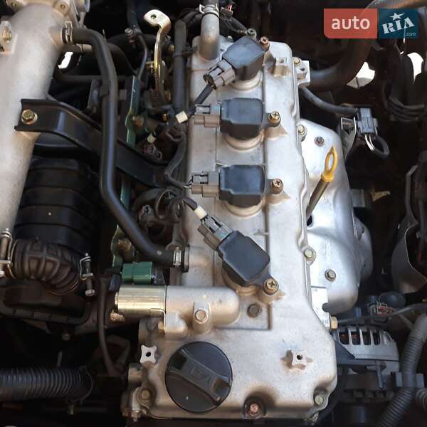 Седан Nissan Almera 2008 в Днепре