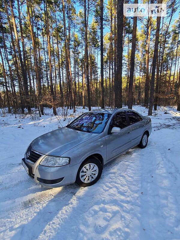 Седан Nissan Almera 2008 в Києві