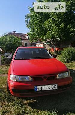 Седан Nissan Almera 1996 в Одесі