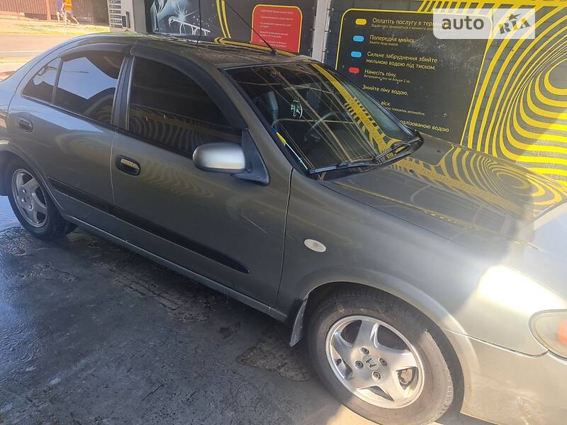 Седан Nissan Almera 2006 в Ірпені