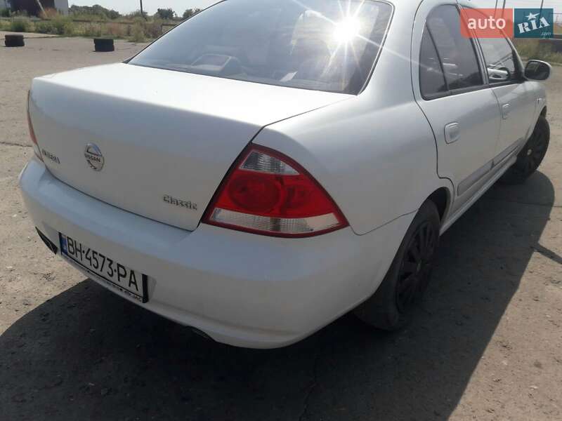 Седан Nissan Almera 2012 в Одесі