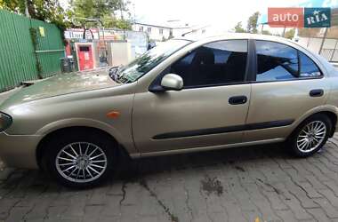 Седан Nissan Almera 2003 в Чорноморську