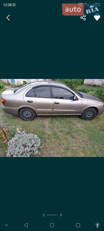 Седан Nissan Almera 2005 в Каменском