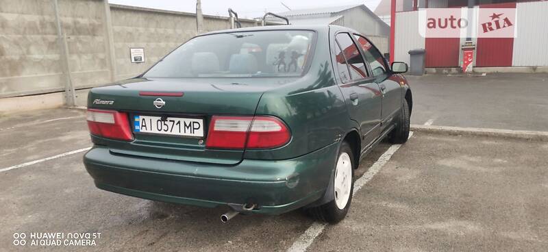 Седан Nissan Almera 1998 в Вышгороде