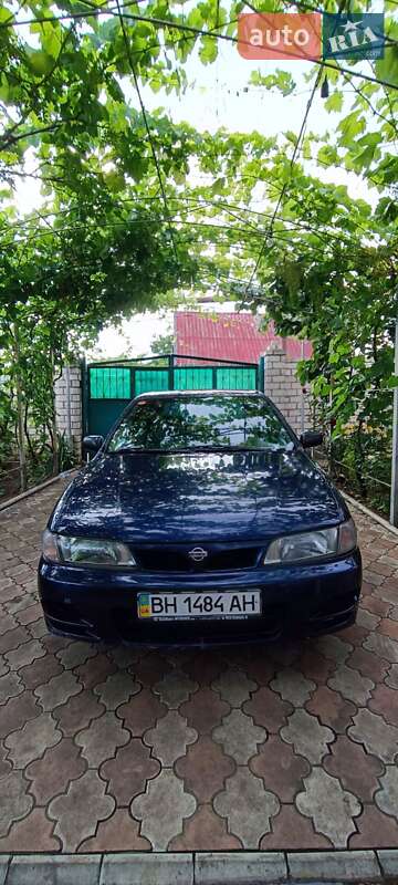 Седан Nissan Almera 1997 в Чорноморську