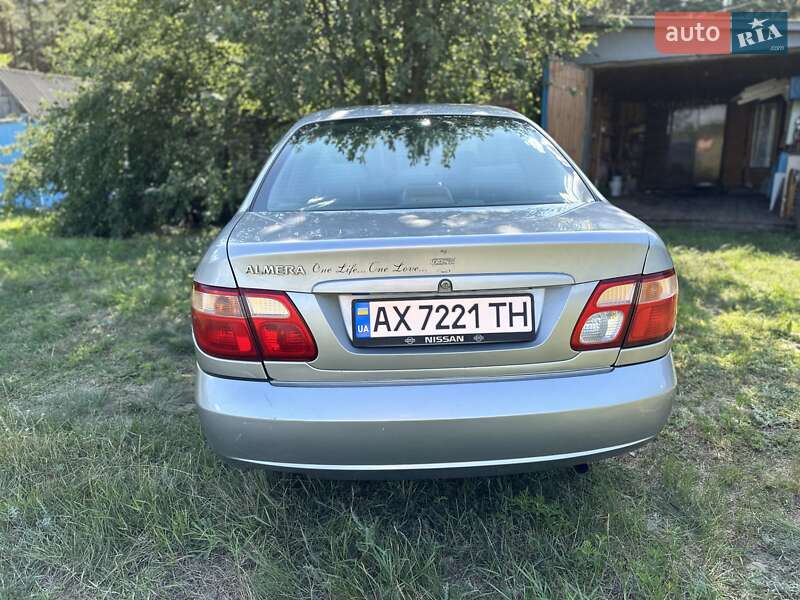 Седан Nissan Almera 2005 в Богодухіву