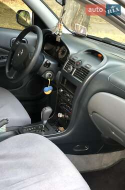 Седан Nissan Almera 2006 в Николаеве