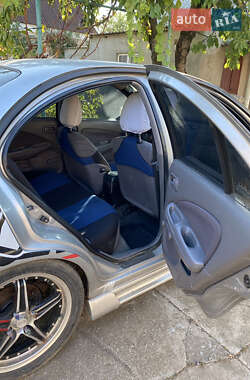 Седан Nissan Almera 2003 в 