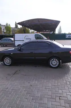 Nissan Almera 2005