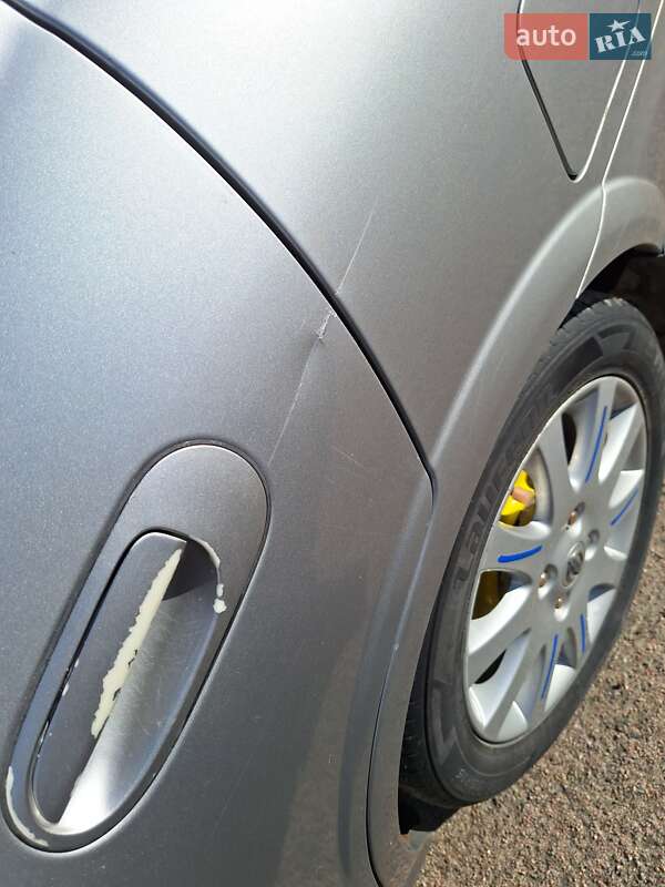 Седан Nissan Almera 2008 в Кременчуге