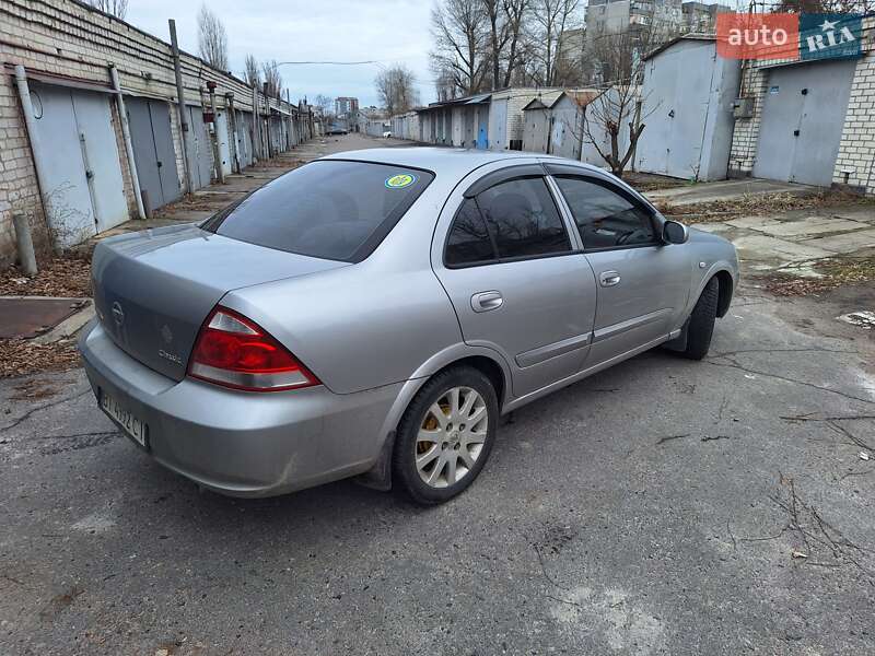 Седан Nissan Almera 2008 в Кременчуге