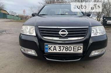 Седан Nissan Almera 2011 в Вышгороде