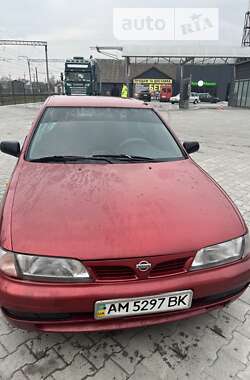 Седан Nissan Almera 1996 в Звягелі