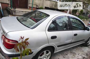 Седан Nissan Almera 2001 в Одессе