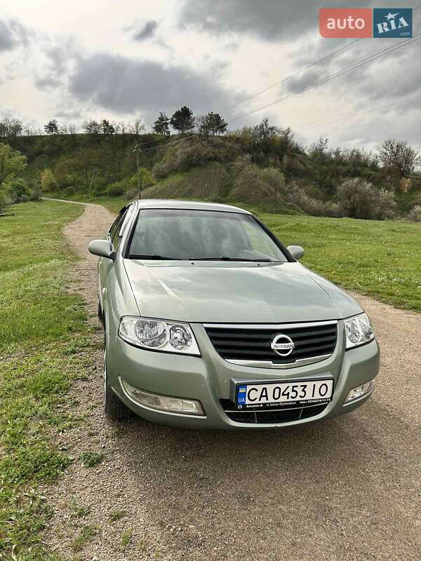 Седан Nissan Almera 2007 в Смеле